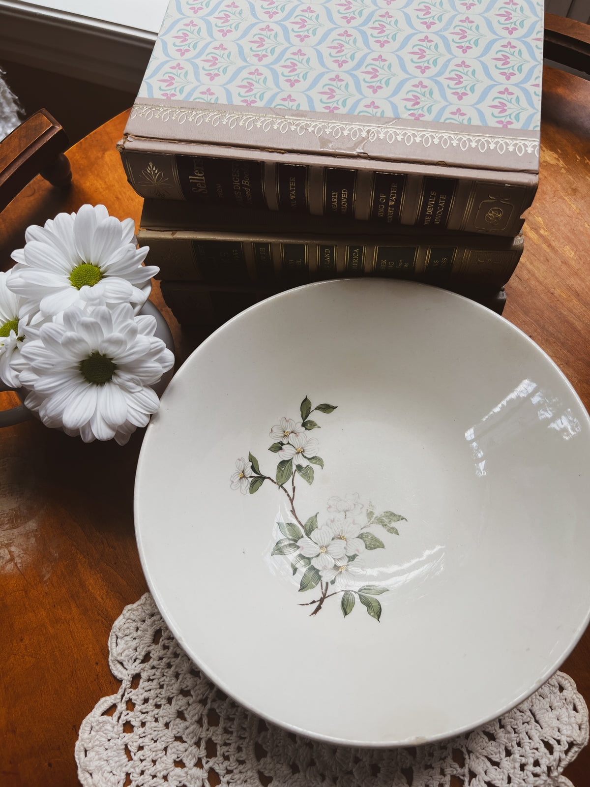 Dogwood Ceramic Serving Bowl