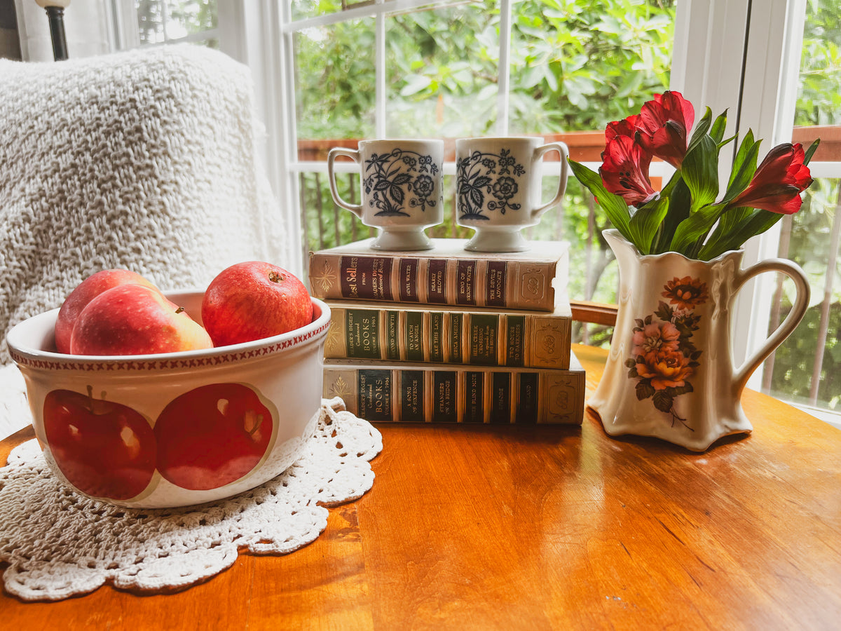 Ceramic Apple Bowl from Hallmark