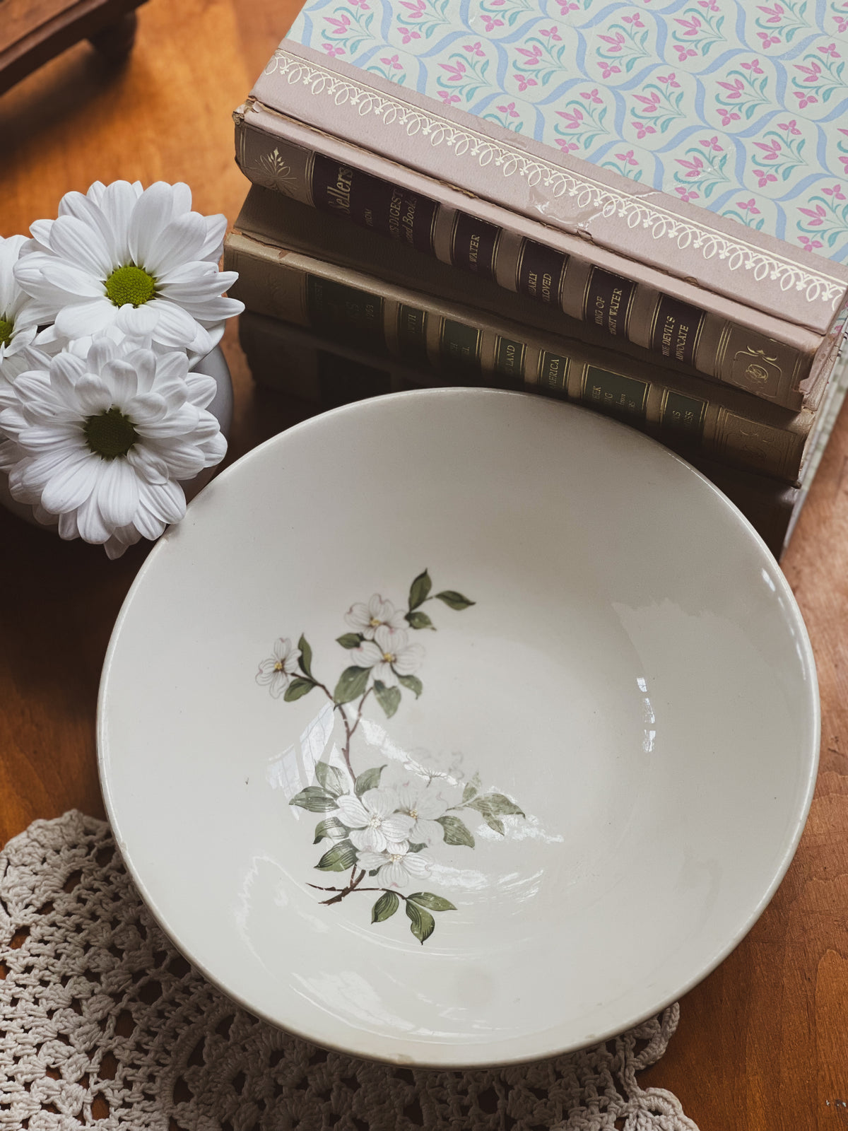 Dogwood Ceramic Serving Bowl